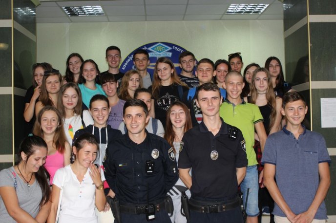 Мукачівські студенти зустрілись із патрульними поліцейськими – 11