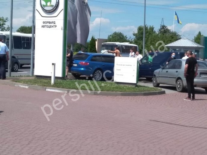 Через аварію у Мукачеві утворились затори – 05