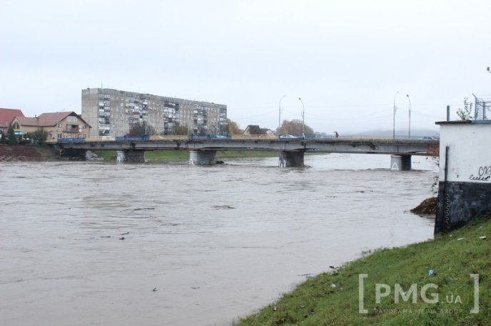 Рівень води у Латориці в межах Мукачева, Кольчина та Чинадієва сильно піднявся – 03