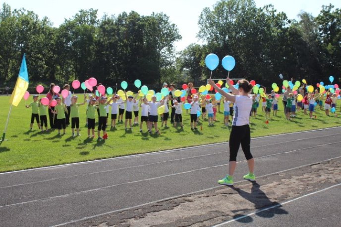 Малі Олімпійські ігри серед мукачівських дошкільнят стартували – 02