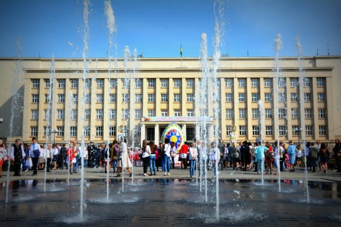 В Ужгороді пройшов пасхальний фестиваль «Воскресни, писанко!» – 01 В Ужгороді пройшов пасхальний фестиваль «Воскресни, писанко!» – 01
