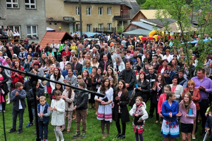На Рахівщині відзначили свято "Гуцульська паска" – 06