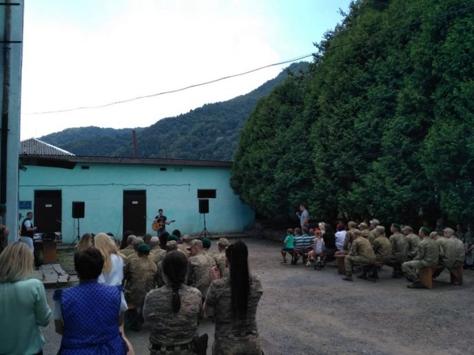 Закарпаття відвідали зірки "Ліги сміху" – 03