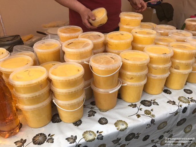 Фестиваль "Сонячний напій" в Ужгороді: що можна придбати на святі вина – 10