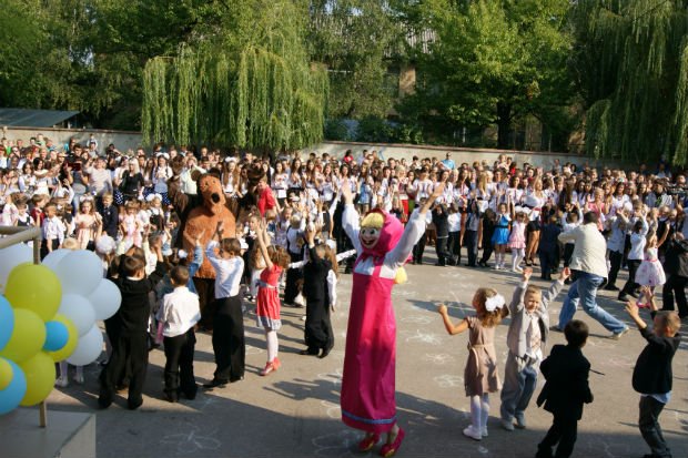 У школах Виноградова пролунав перший дзвінок (ФОТО) – 06 У школах Виноградова пролунав перший дзвінок (ФОТО) – 06