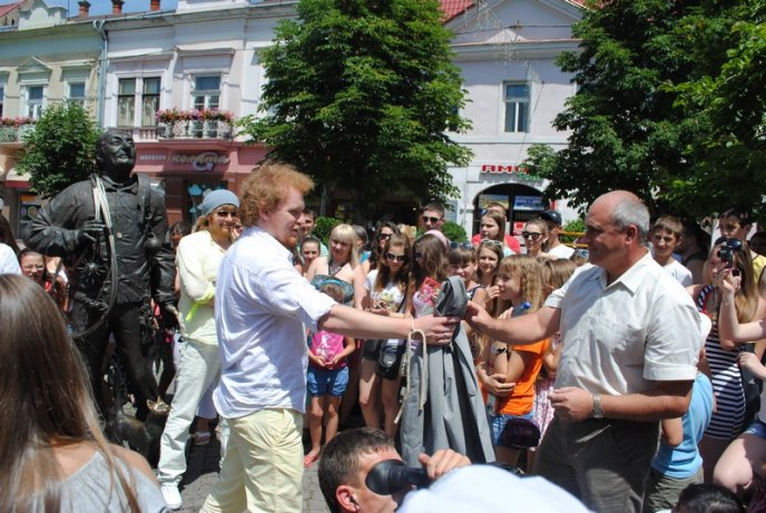 Брати Сафронови показали фокус для заступника мера Мукачева (ФОТО,ВІДЕО) – 06