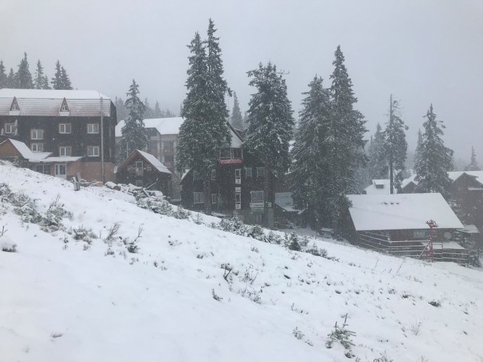 Як сьогодні виглядають засніжені Карпати – 07