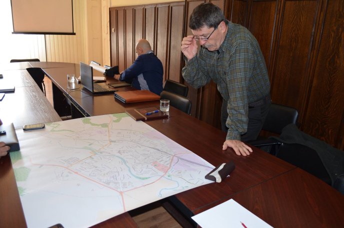 Схему дорожнього руху Мукачева розробляють угорські експерти – 04 Схему дорожнього руху Мукачева розробляють угорські експерти – 04