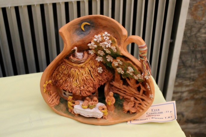 В Ужгороді експонували доробки найталановитіших закарпатських школярів – 09