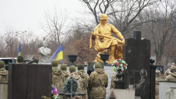 Бої за Дебальцеве: у Мукачеві вшанували пам’ять полеглих героїв – 06