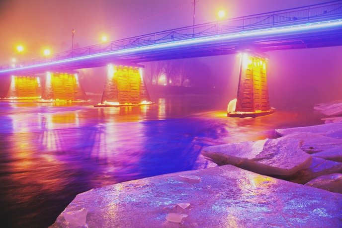 В інтернет-мережі з’явились фото нічного Ужгорода після "снігового паводку" – 03