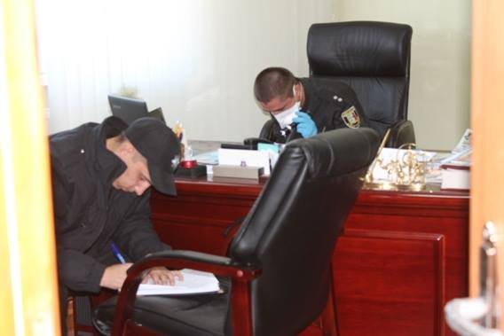 Чоловік чотири рази вистрелив у директора фірми: нові подробиці жорстокого вбивства в Ужгороді – 03