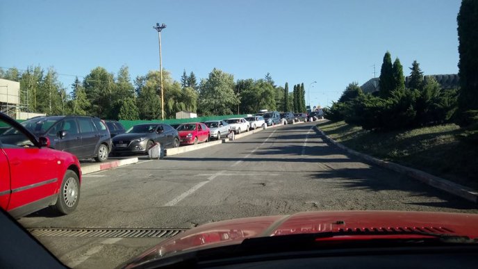 На КПП "Ужгород" утворились довжелезні черги – 02