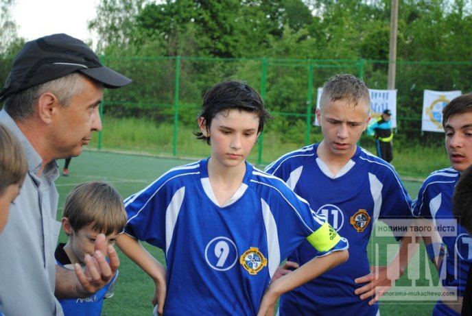 ДЮХФШ "Синай" вдруге поспіль перемогла на всеукраїнському турнірі з футболу (ФОТО) – 10