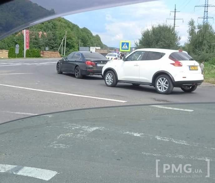 На виїзді з Мукачева сталась ДТП. Утворились значні затори – 01