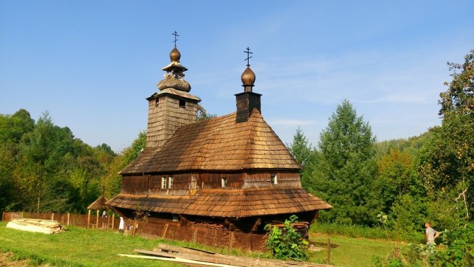 Москаль побував на богослужінні в оновленій дерев’яній церкві на Великоберезнянщині – 11