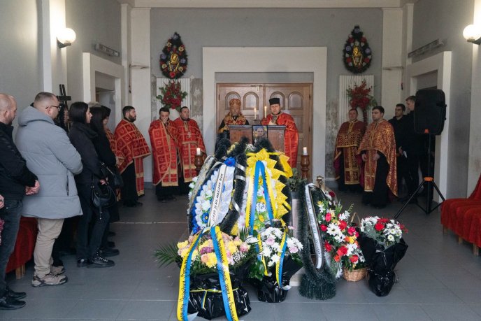 В Ужгороді поховали захисника, який загинув кілька днів тому – 04 В Ужгороді поховали захисника, який загинув кілька днів тому – 04