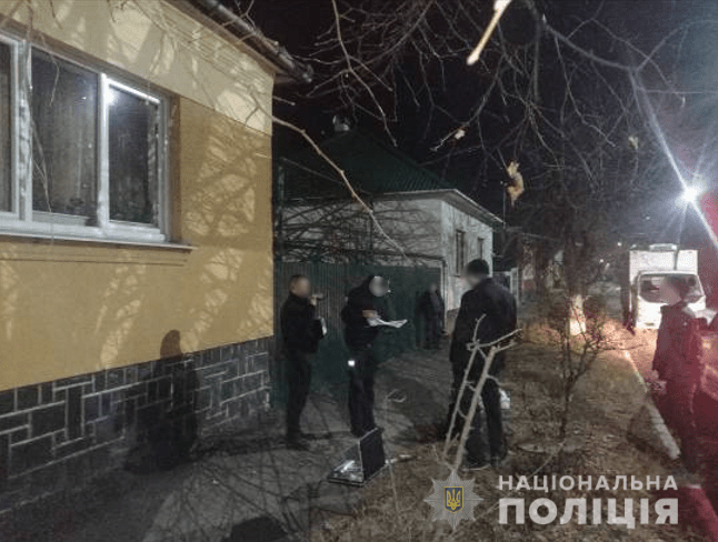 Поліцейські показали, що вночі накоїв 18-річний хлопець у Мукачеві – 01 Поліцейські показали, що вночі накоїв 18-річний хлопець у Мукачеві – 01