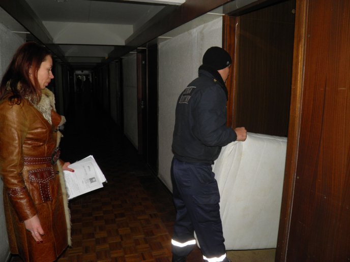 На Закарпатті переселенці з тимчасово окупованих територій отримали гуманітарну допомогу від благодійників – 02