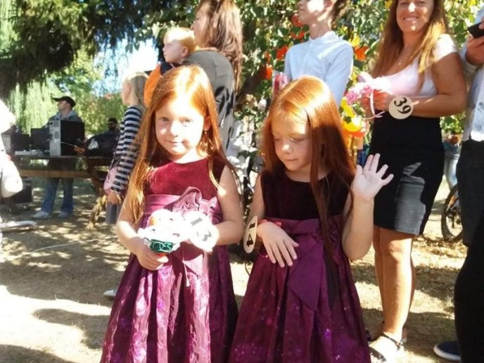 У Мукачеві сьогодні відбувся парад рудих – 08 У Мукачеві сьогодні відбувся парад рудих – 08