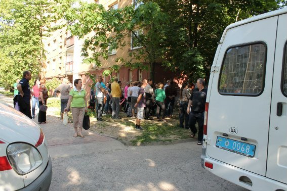 В Ужгороді грабіжник вистрелив у голову поліцейського – 03