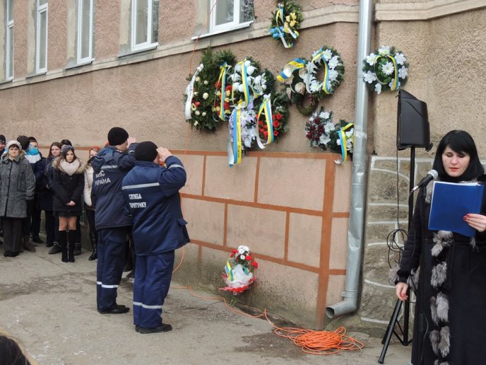 У День Соборності берегівчани вшанували пам’ять загиблих військових – 11