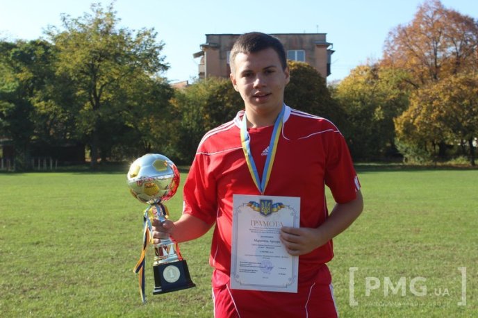 Гравців ФК "Сокіл" нагородили золотими медалями чемпіонату Мукачівщини з футболу – 05