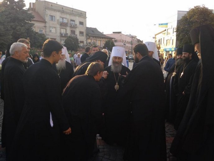 У День Незалежності України Мукачево відвідав Блаженніший Онуфрій – 08