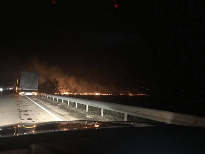 Біля об’їзної в Ужгороді сталася масштабна пожежа – 01