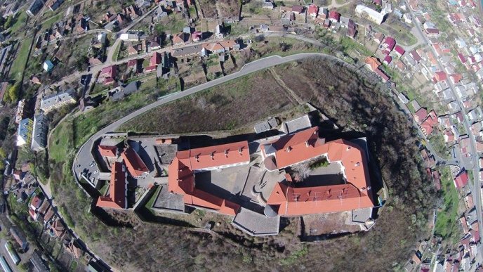 Бійці 128-ї бригади сфотографували Мукачево із безпілотника (ФОТО) – 04