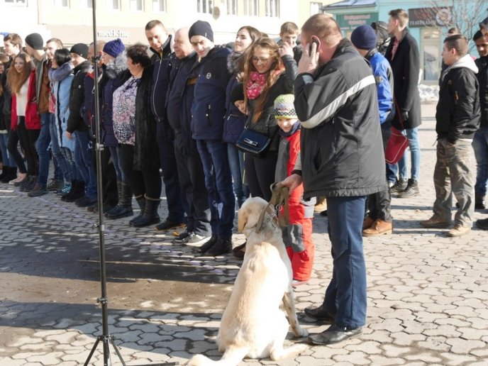 В Ужгороді зафіксували новий рекорд із наймасовіших обіймів в Україні – 02