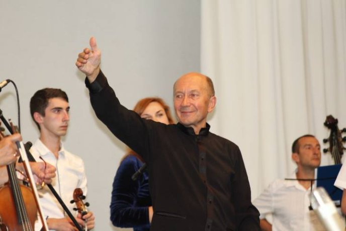 Маріупольський "Ренесанс" виступив перед мукачівською публікою – 02