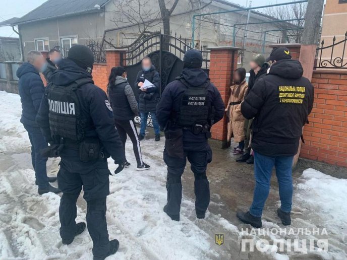 На Закарпатті знешкодили злочинну групу – 01