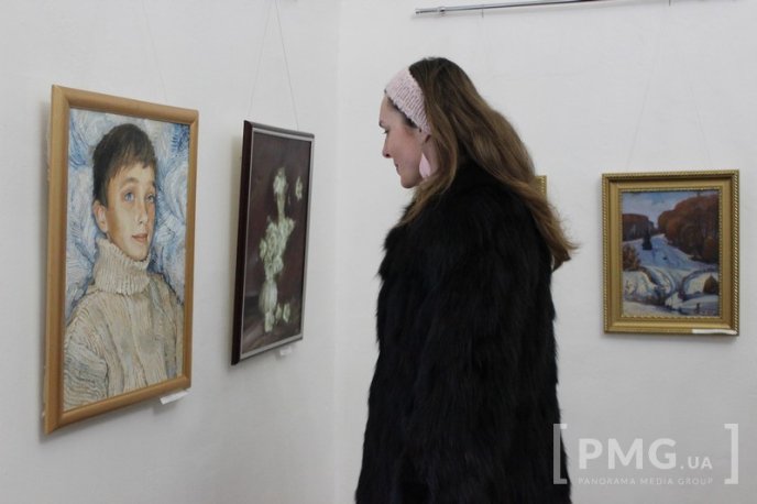 У замку "Паланок" відкрили виставку робіт художнього об’єднання "Райдуга" – 14