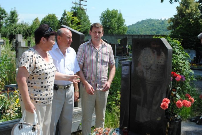 У Мукачеві по-особливому відзначили 90-літній ювілей професора Трояна (ФОТОРЕПОРТАЖ) – 02