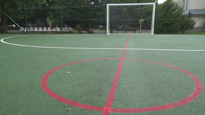 У трьох школах Мукачева звели спортивні майданчики – 06 У трьох школах Мукачева звели спортивні майданчики – 06