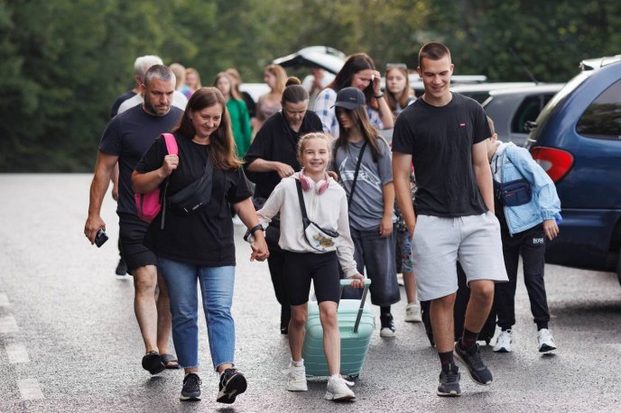 На відпочинок до Литви вирушили діти військових із Закарпаття – 02