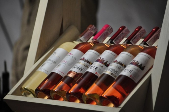 Сьогодні в Ужгороді розпочався дводенний фестиваль «Sakura Wine» – 16