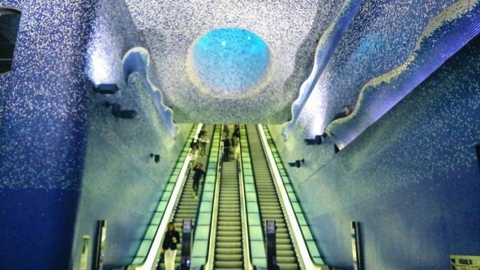Неаполітанське метро вражає своєю оригінальністю