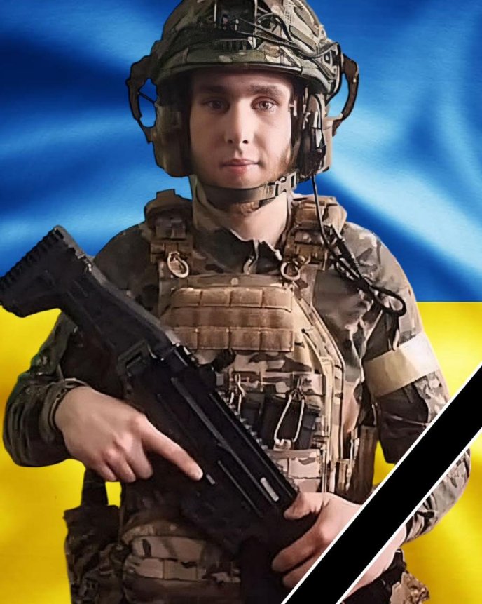 На фронті загинув Андрій Лапіков 