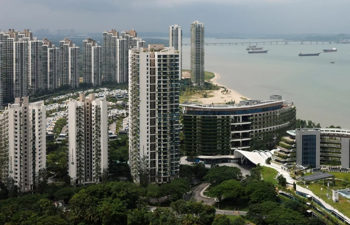 Висотні будівлі, зведені у Форест-Сіті