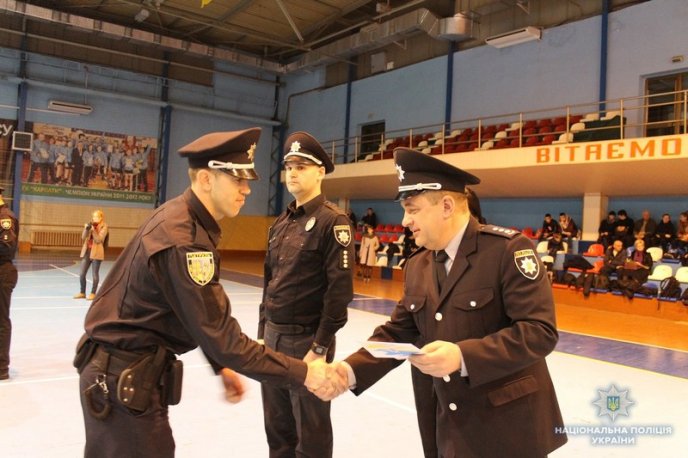 В Ужгороді склали присягу нові патрульні – 06