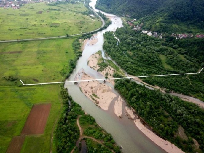 Хуст та окраїни міста з безпілотника: фантастичні фото – 04