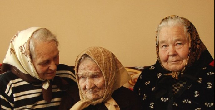 Найстаріша жителька Тячівщини відзначила 104 роки  – 01