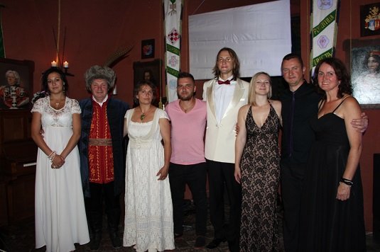 У Чинадієві культурні пам’ятки рятували за допомогою концерту (ФОТО) – 01