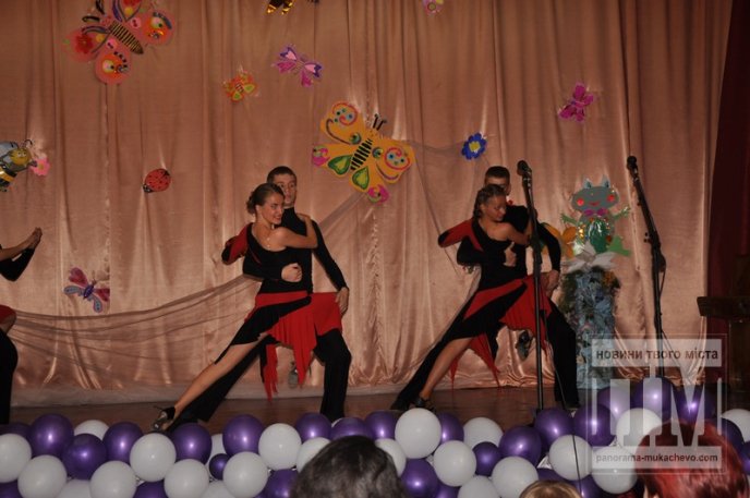 У Мукачеві відбулася святкова шоу-програма "Дитинство в сонячних долонях" (ФОТОРЕПОРТАЖ) – 13