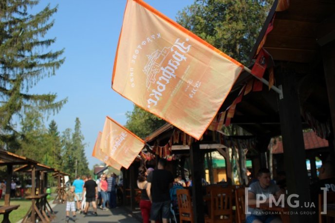 Фестиваль "Варишське пиво" стартував у Мукачеві: вже відомі ціни – 07