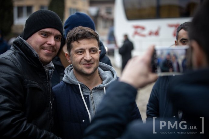 Зеленський з «Кварталом 95» в Ужгороді: Агітувати не збираємось, однак закликаємо всіх прийти на вибори – 10