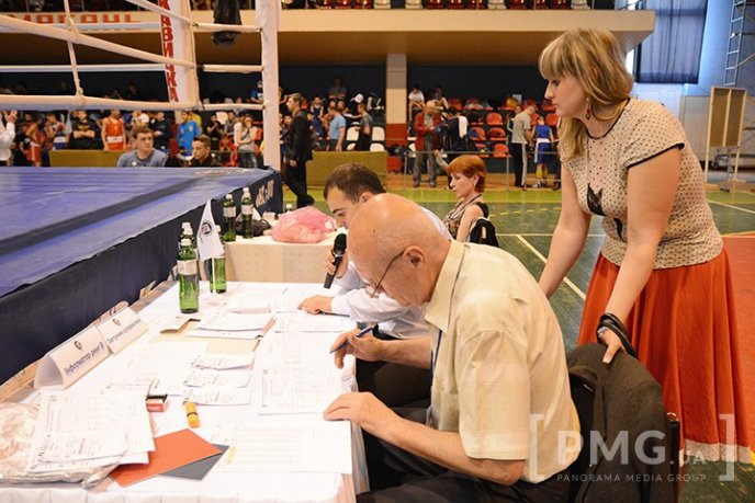 В Ужгороді урочисто відкрили юнацький чемпіонат України з боксу – 43