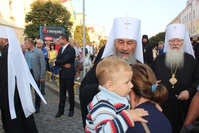 У День Незалежності України Мукачево відвідав Блаженніший Онуфрій – 11